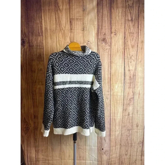 Cable & Gauge Mock Neck Boucle Sweater Black & Cream Women's Size L - Picture 1 of 7